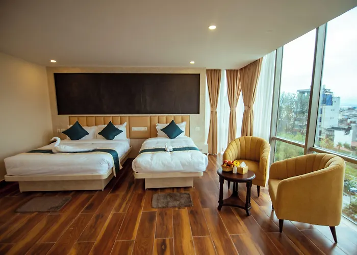 Black Diamond Hotel 4*