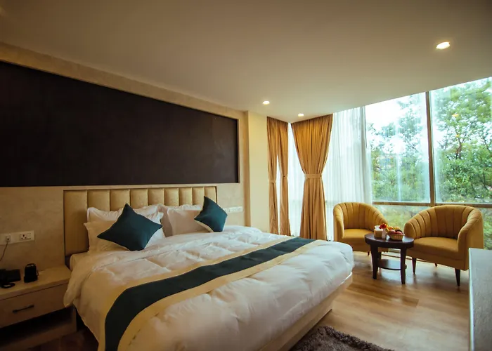 Black Diamond Hotel 4*